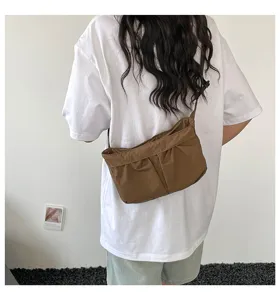 Casual effen stoffen schoudertas voor dames, veelzijdige dagelijkse crossbody handtas.