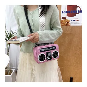 Niedliche rosa Glitzer Ghettoblaster Umhängetasche, neuartige Radio Handtasche Damen