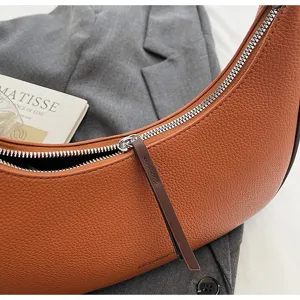Modische Halbmond Achseltasche, hochwertige Leder Umhängetasche für Damen Detail view
