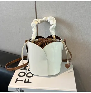 Elegant tulip bucket bag for women, stylish PU leather shoulder handbag with inner pouch.