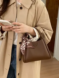 Elegante braune Damen Leder Handtasche lässige Eimer Schultertasche mit modischem Schal