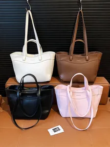 Stylish large capacity tote bag for women, PU leather casual single shoulder underarm bag.