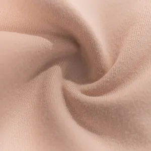 Dettaglio tessuto tanga donna senza cuciture alta qualità morbido traspirante intimo.