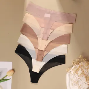 Women's seamless thong underwear, breathable cotton crotch solid color panties for daily sports.