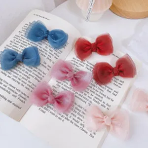 Set de pinzas de pelo con lazo de malla, accesorios de estilo adorable para las niñas.