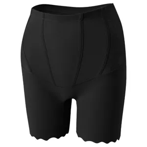 Dettaglio pantaloncino modellante a vita alta nero, pancera contenitiva con inserti in pizzo.
