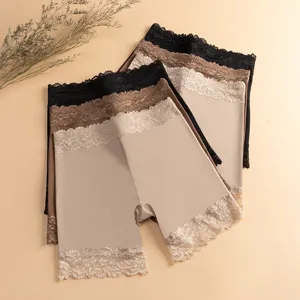 Pantalones cortos de seguridad sin costuras de talle alto con delicado encaje.