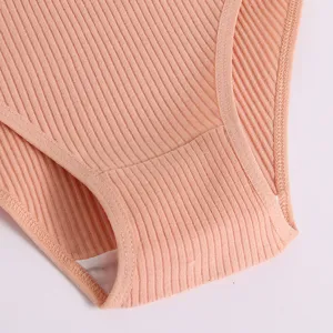 Seamless ribbed women underwear solid color comfortable low waist thong detail view.