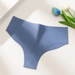 Women's seamless blue thong, low waist quick dry solid color breathable comfortable underwear.