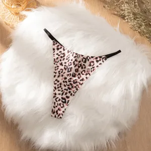 Women's low-waist leopard print thong, seamless breathable ice silk fabric, sexy underwear design.