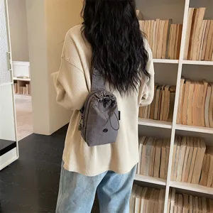 Freizeit Canvas Brusttasche für Damen, leichte Umhängetasche für Outdoor und Reise.