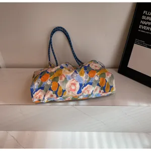 Stilvolle Blumenmuster Canvas Tragetasche Schultertasche mit blauen Riemen für Sommer.