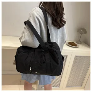 Schwarze lässige Umhängetasche für Damen, große Kapazität, Alltagstasche und Sporttasche.