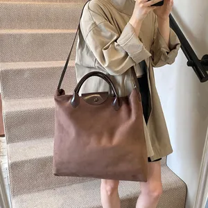 Braune Wildleder Tasche für Damen, große Kapazität Schultertasche, Vintage Shopper.
