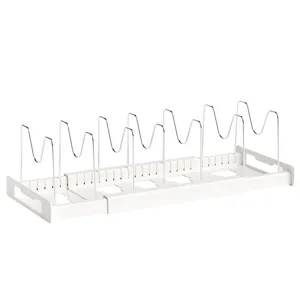Uitschuifbaar keukenkastrek voor deksels en pannen met verstelbare metalen draadverdelers.