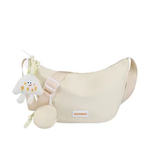 Lässige Canvas Halbmond Umhängetasche für Damen, Pendler Schultertasche mit Münzbeutel Anhänger.