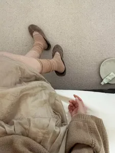Comfortable stylish Korean style spring summer knit stirrup socks and half palm socks.