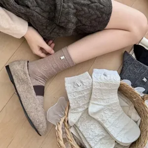 Ciondolo orso in rilievo coreano autunno inverno calze a tubo medio calde e dolci