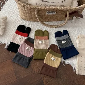 Women split toe socks Japanese style striped contrast color cute tabi socks comfortable cotton