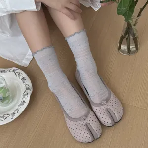 Femmes été mince respirant chaussettes séparées mignon nœud volant chaussettes bas confortables