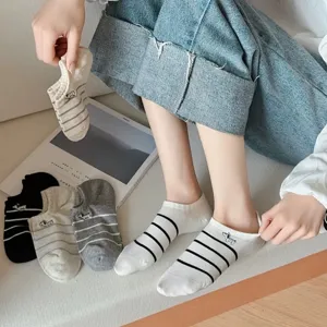 Women cute striped low-cut ankle socks with puppy embroidery cotton casual boat socks