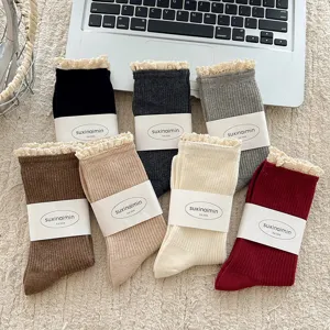 Women vintage solid color mid-tube slouch socks with sweet lace trim casual daily wear