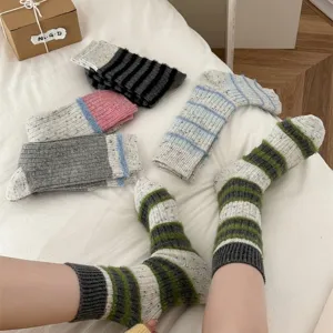 Calze da donna spesse e calde a righe stile coreano colorblock calze morbide invernali
