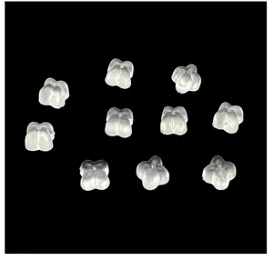 Parte trasera de pendientes de trébol de plástico transparente para hacer joyería DIY.