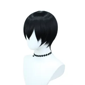 Korte zwarte cosplay pruik met natuurlijke hoofdhuid en comfortabele pasvorm voor anime.