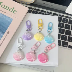 Gradient shell keychain cute bag charm pearl pendant pastel aesthetic couple gift accessory