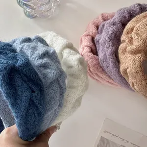 Cerchietto per capelli in maglia plissettata chic, fascia morbida larga da donna.