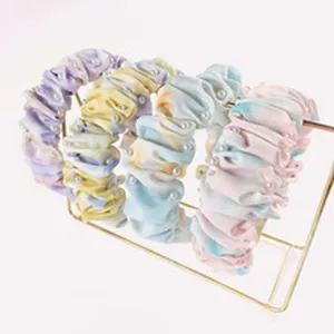 Set de quatre serre-têtes plissés pastel avec perles accessoires cheveux femme élégants