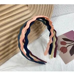 Candy color matte wavy plastic hairband for women, non-slip everyday casual hair hoop.