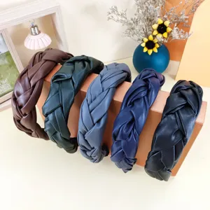 Serre-tête tressé en cuir PU pour femme, accessoire de cheveux antidérapant épais et tendance.