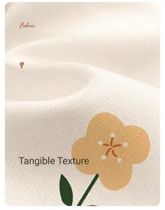 Detalle de tela de cortina de ducha de alta densidad, material impermeable con flor.