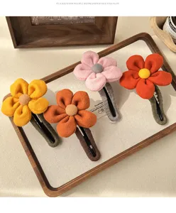 Pluche bloem haarspangen voor vrouwen, grote schattige eendensnavel clips voor haarstijlen.