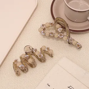 Large Hair Claw Clip Pearl Rhinestone Camellia Bowknot Shark Clip Elegant Hair Styling Accessories For Women Girls