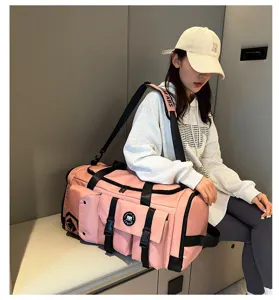 Large capacity women fitness gym duffel bag, casual shoulder travel bag for daily commute.