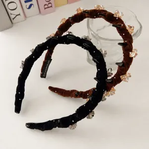 Velvet rhinestone headband for women, non-slip luxury hair hoop with teeth and crystal.