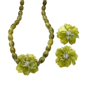 Green resin flower necklace and earrings set stylish summer vacation jewelry hot