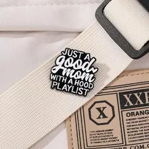 Metall Slogan Brosche Pin Zubehör für Rucksack Tasche Gurt tägliche Mode Dekoration.