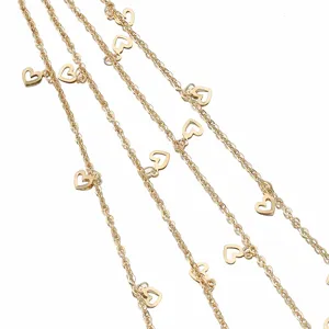 Gold heart chain detail shot, perfect for DIY jewelry making, stylish necklace and bracelet accessory.