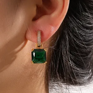 Exquisite vierkante smaragd kristal oorringen, elegante goudkleurige sieraden voor dames.