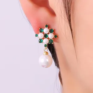 Elegante vintage stijl parel en groene zirkoon hangende oorbellen voor dames modesieraden