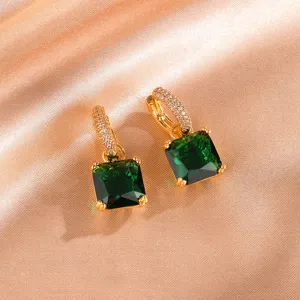 Elegante vierkante groene edelsteen oorringen, vergulde luxe mode sieraden voor dames.
