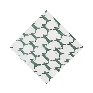 Set de table en tissu style nordique avec motif de lapin vert pour table à manger.