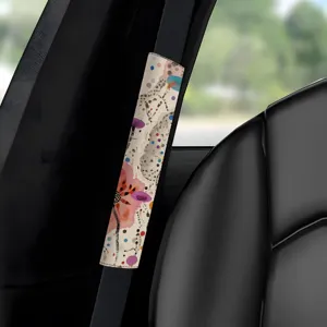 Housse de ceinture de sécurité avec imprimé floral à pois colorés, accessoire auto doux.