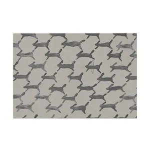 Set de table en tissu gris avec motif de lapin courant mignon pour décoration et protection de table.