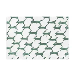 Vue détaillée de set de table en tissu nordique avec motif de lapin vert, décoration.