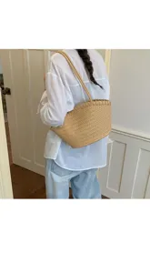 Borsa a spalla intrecciata da donna, elegante borsa shopper casual e borsetta a cestino.